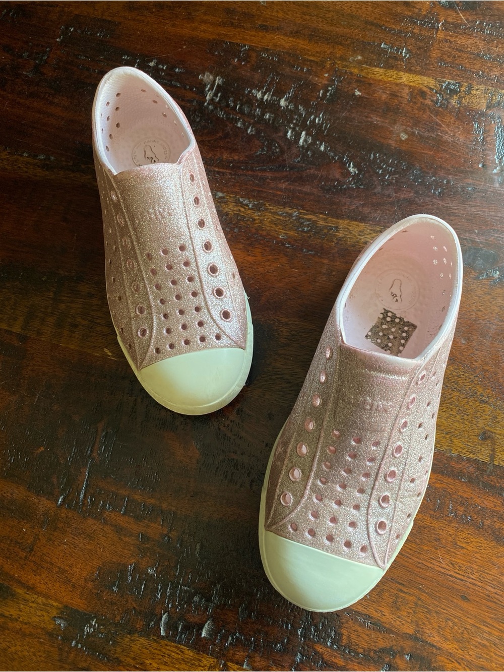 Native shoes Jefferson bio-bling J1 pink lightweight water friendly sneakers